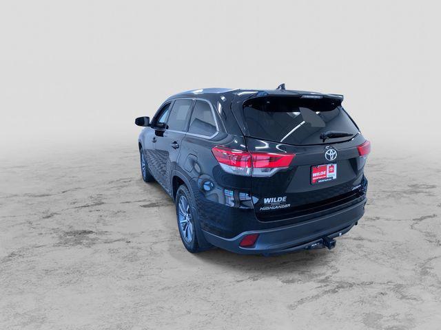 used 2019 Toyota Highlander car, priced at $25,394