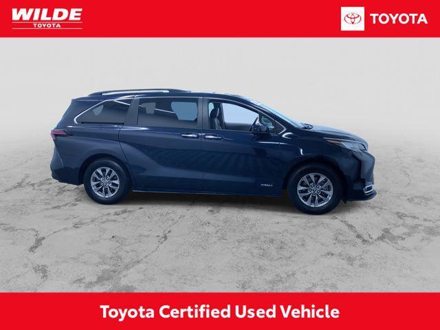 used 2021 Toyota Sienna car, priced at $35,394
