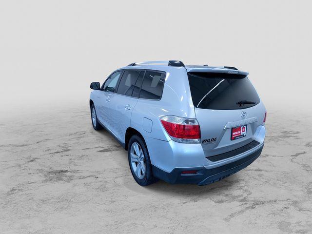 used 2013 Toyota Highlander car, priced at $10,394