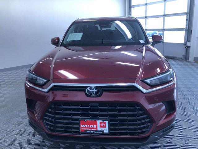 used 2025 Toyota Grand Highlander car, priced at $41,988