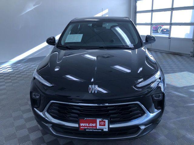 used 2025 Buick Encore GX car, priced at $18,991