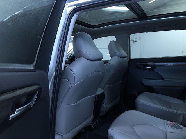 used 2024 Toyota Highlander car, priced at $48,977