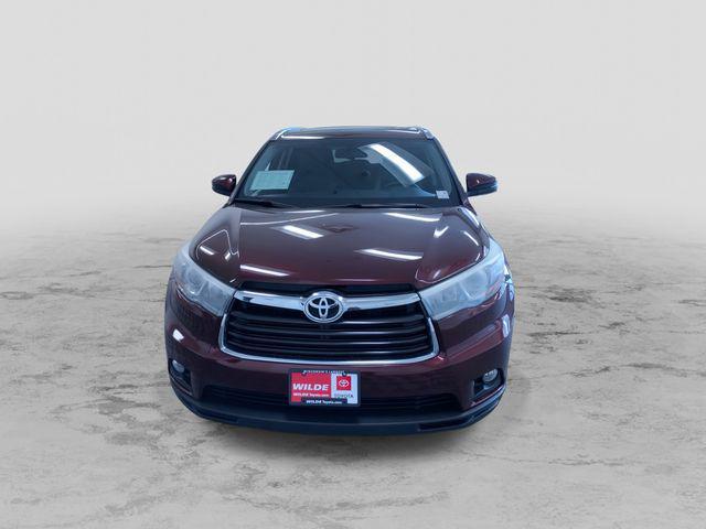 used 2015 Toyota Highlander car, priced at $17,994
