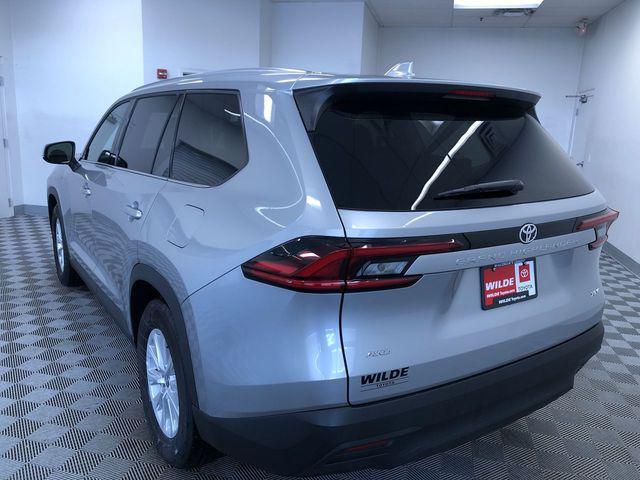 used 2025 Toyota Grand Highlander car, priced at $40,988