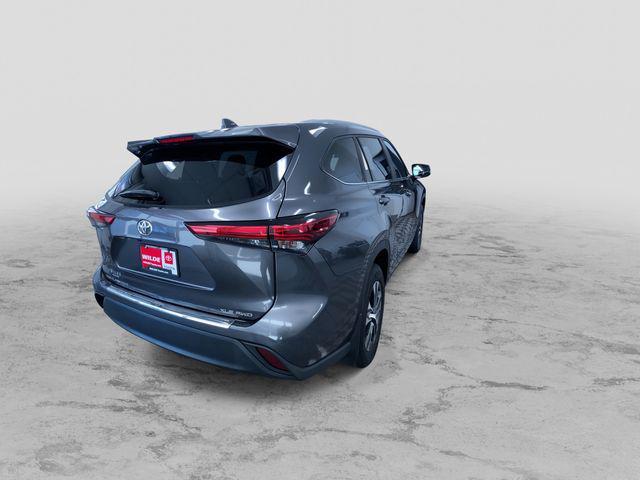 used 2023 Toyota Highlander car, priced at $36,944