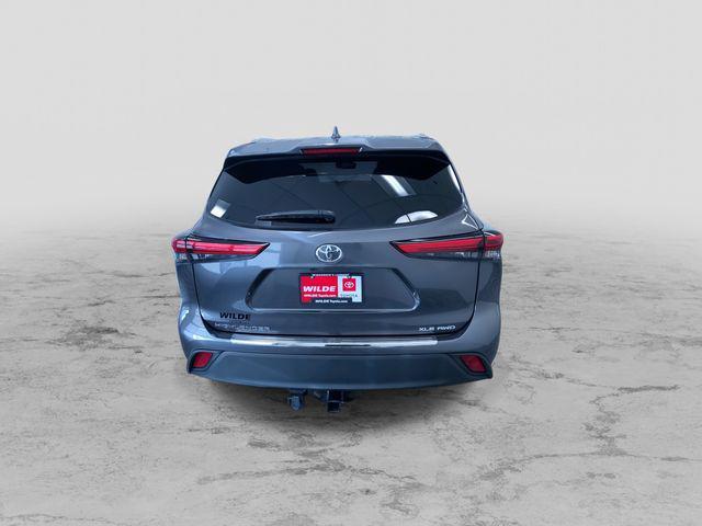 used 2023 Toyota Highlander car, priced at $36,988