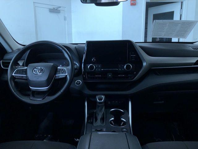 used 2024 Toyota Highlander car, priced at $29,888