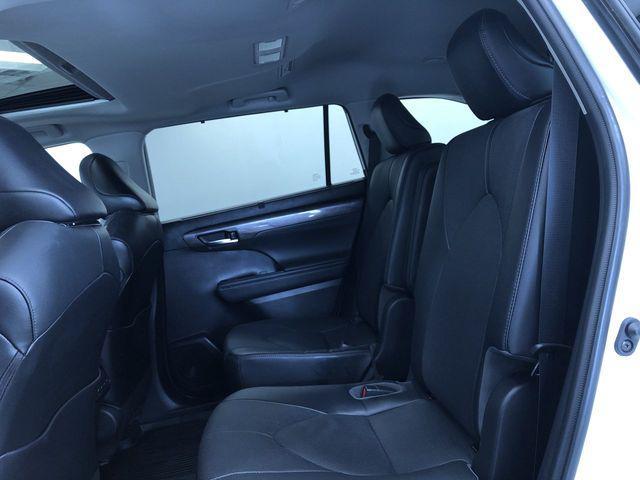 used 2022 Toyota Highlander car, priced at $35,995