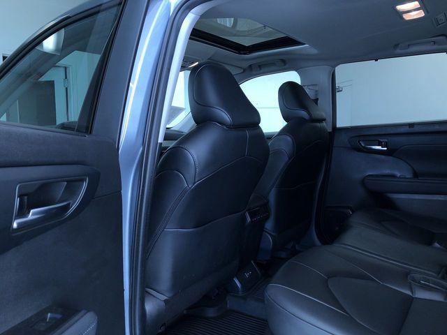 used 2022 Toyota Highlander car, priced at $34,988