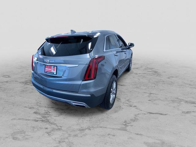 used 2020 Cadillac XT5 car, priced at $27,394