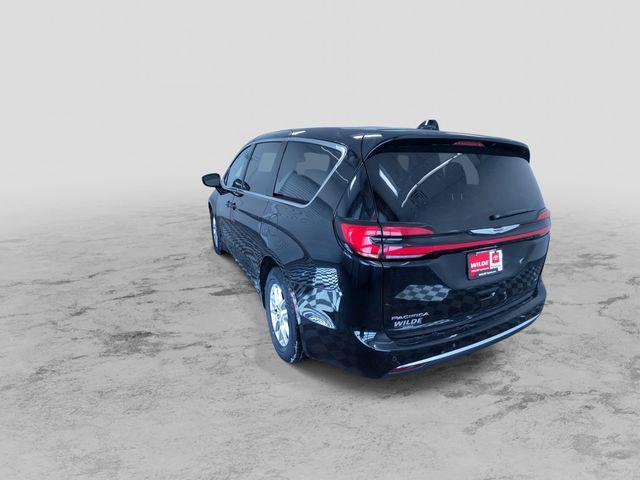 used 2024 Chrysler Pacifica car, priced at $30,994