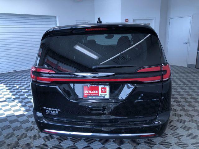 used 2024 Chrysler Pacifica car, priced at $30,994