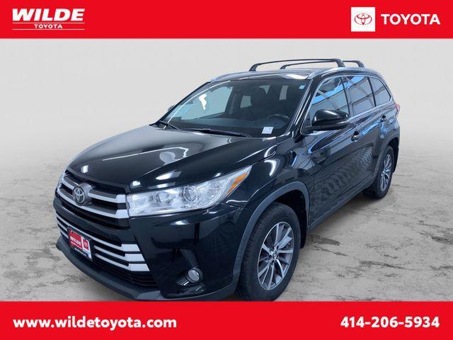 used 2019 Toyota Highlander car, priced at $22,933