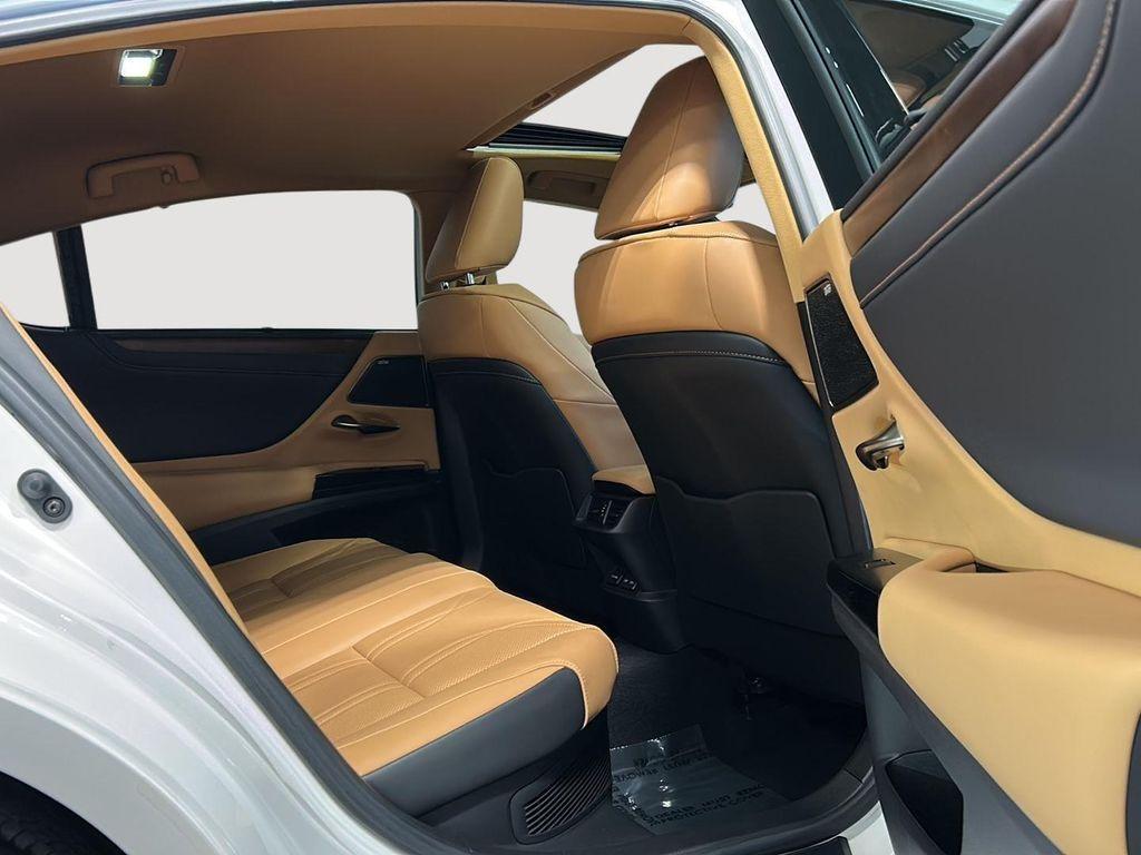 used 2024 Lexus ES 300h car, priced at $48,000