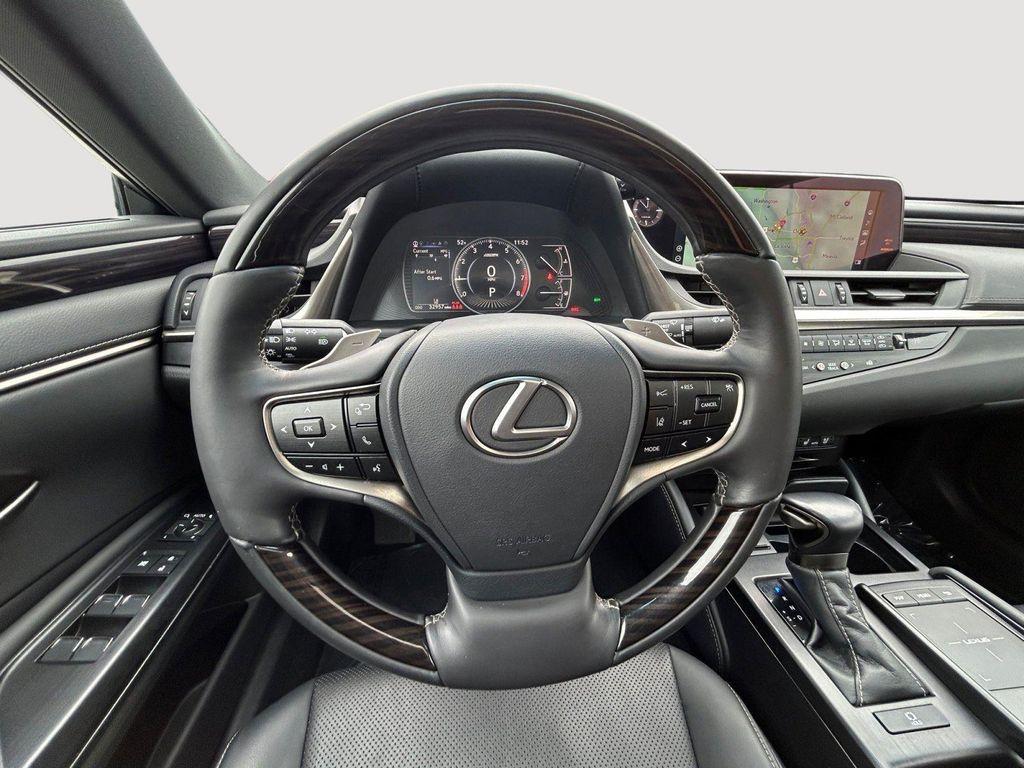 used 2021 Lexus ES 250 car, priced at $30,900