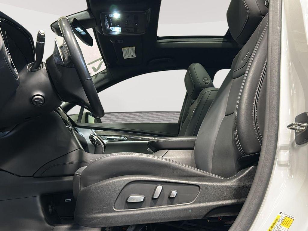 used 2021 Cadillac XT6 car, priced at $29,700