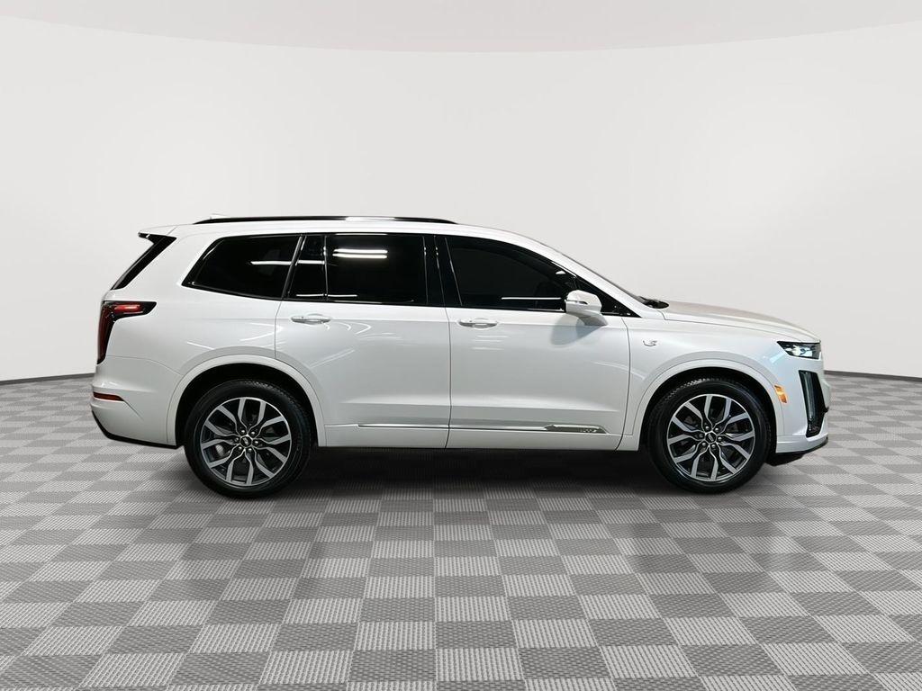 used 2021 Cadillac XT6 car, priced at $29,700