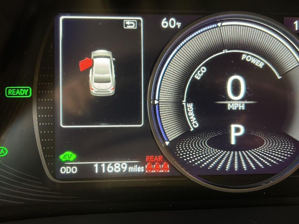 used 2025 Lexus ES 300h car, priced at $49,000