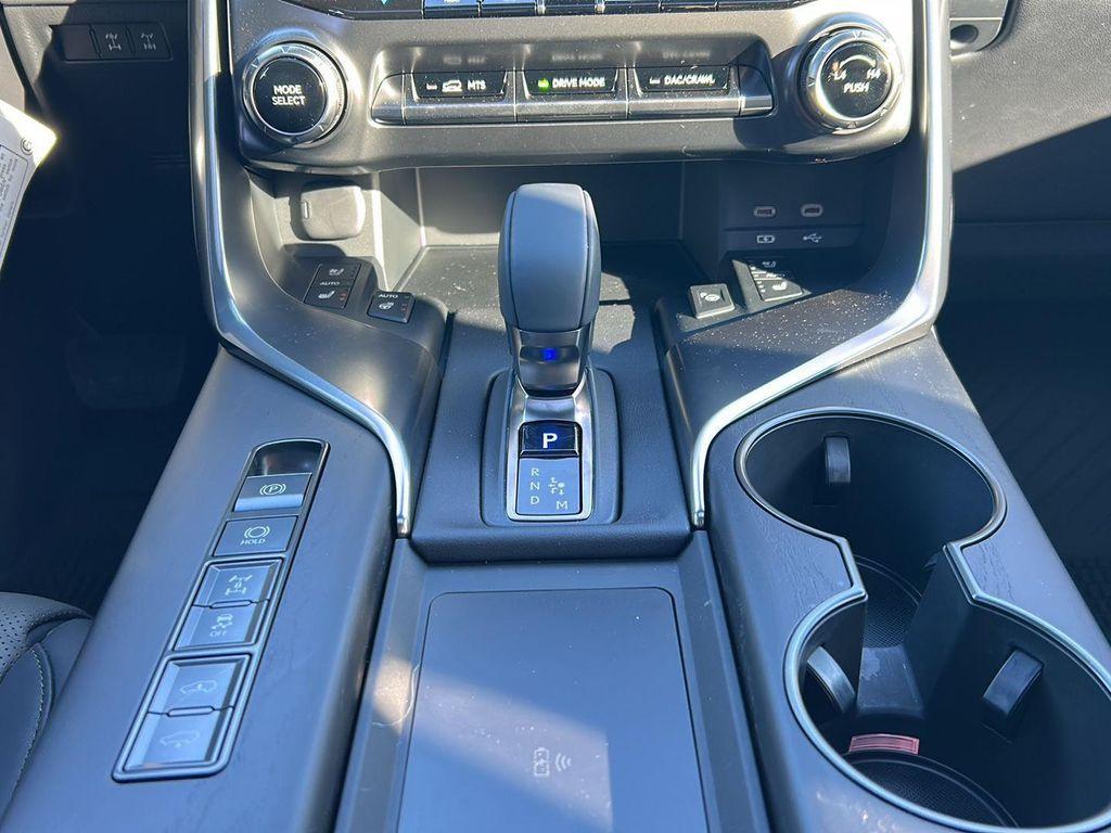 new 2025 Lexus LX 700h car, priced at $115,530