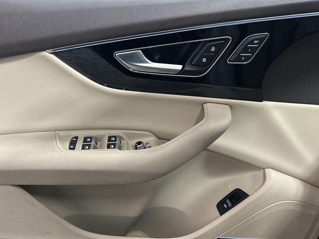 used 2018 Audi Q7 car, priced at $21,000