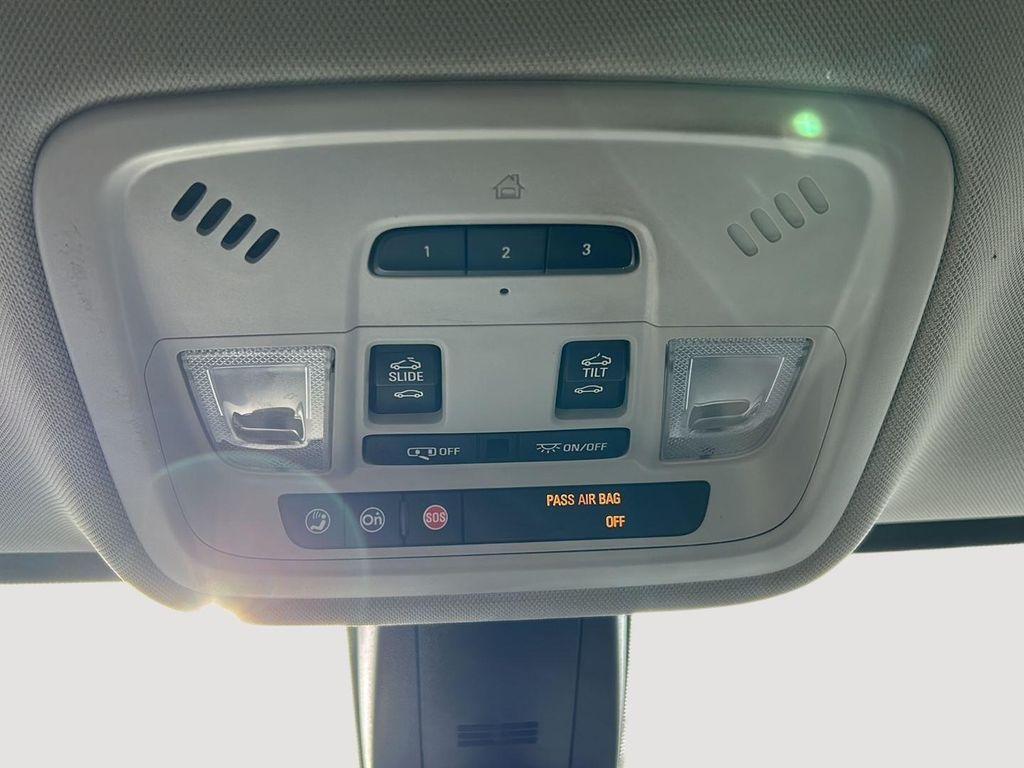 used 2018 Chevrolet Traverse car, priced at $20,900