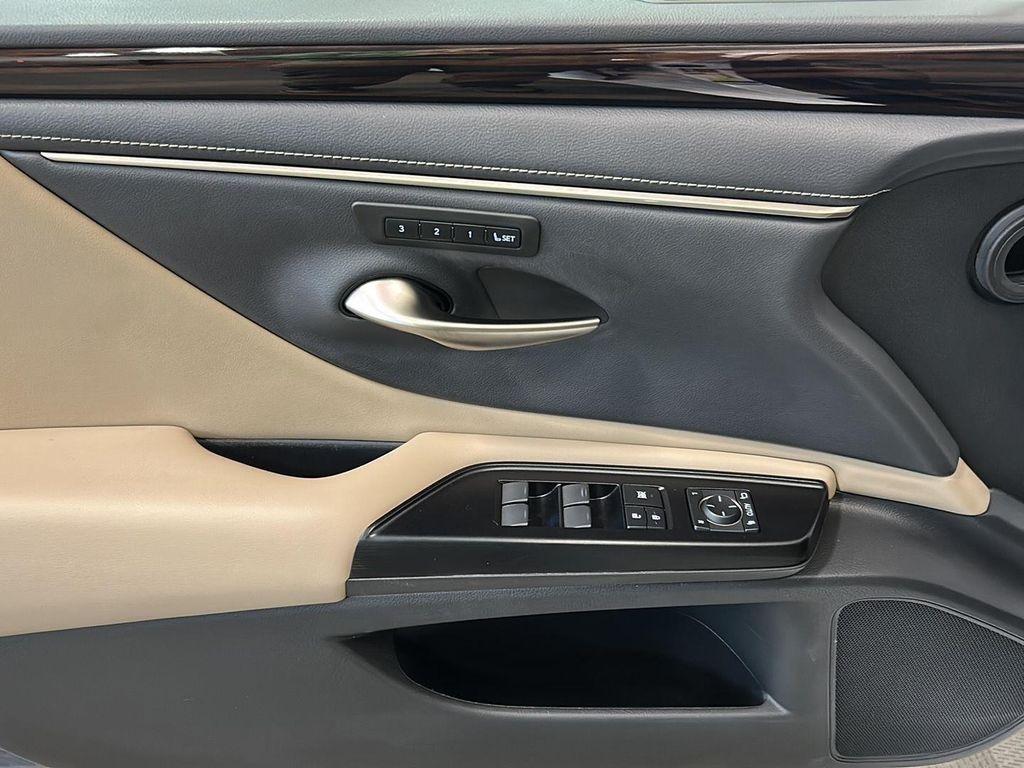 used 2020 Lexus ES 350 car, priced at $29,400