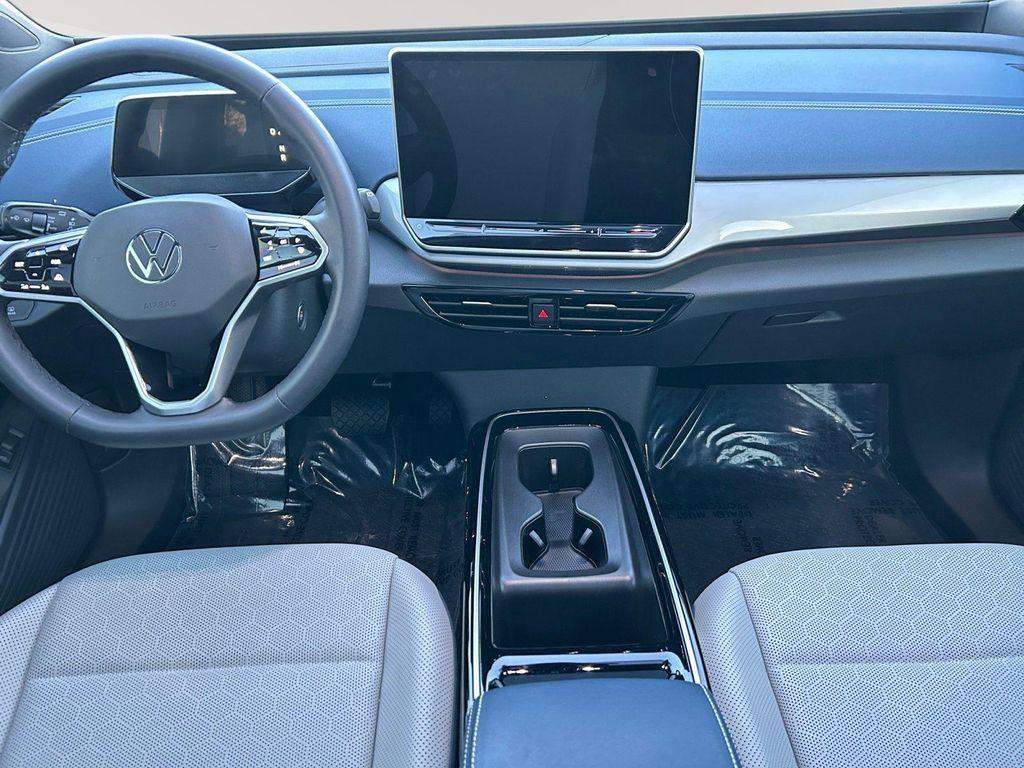 used 2025 Volkswagen ID.4 car, priced at $30,900