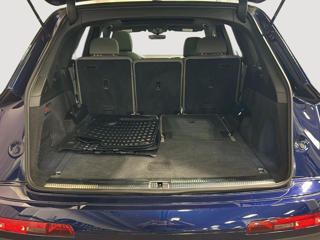 used 2022 Audi Q7 car, priced at $34,000