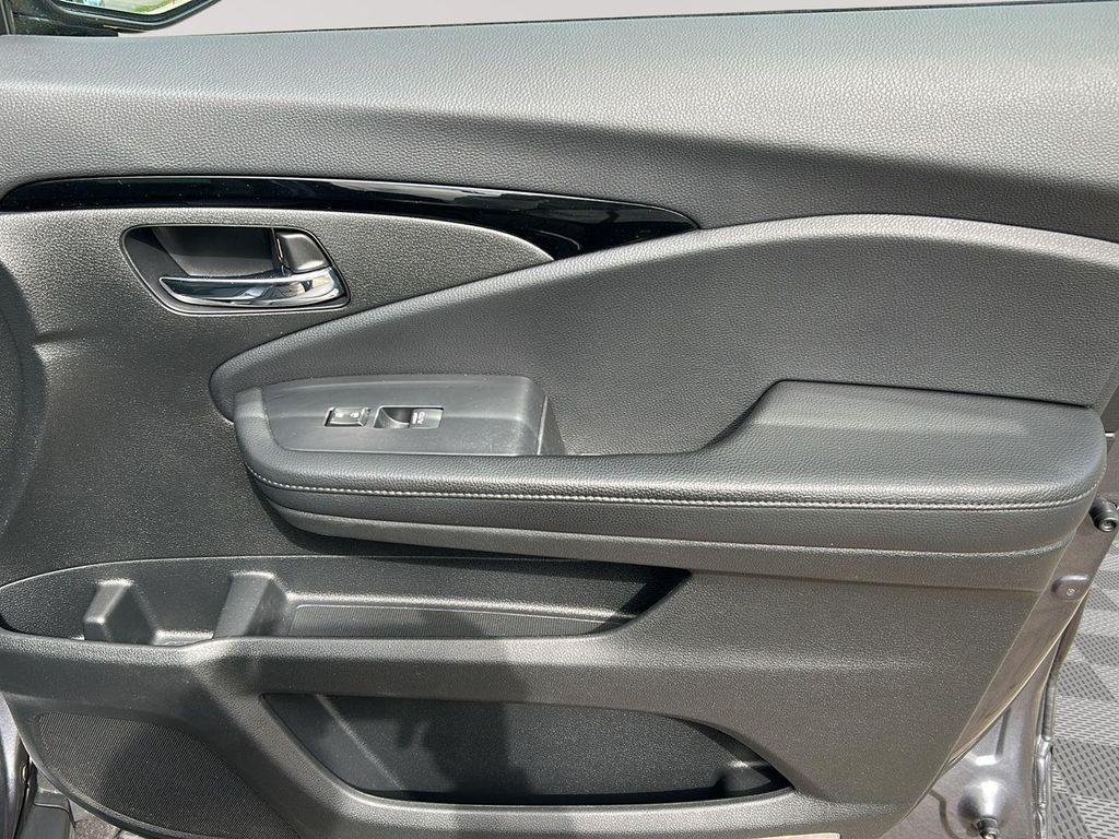 used 2019 Honda Pilot car, priced at $26,000