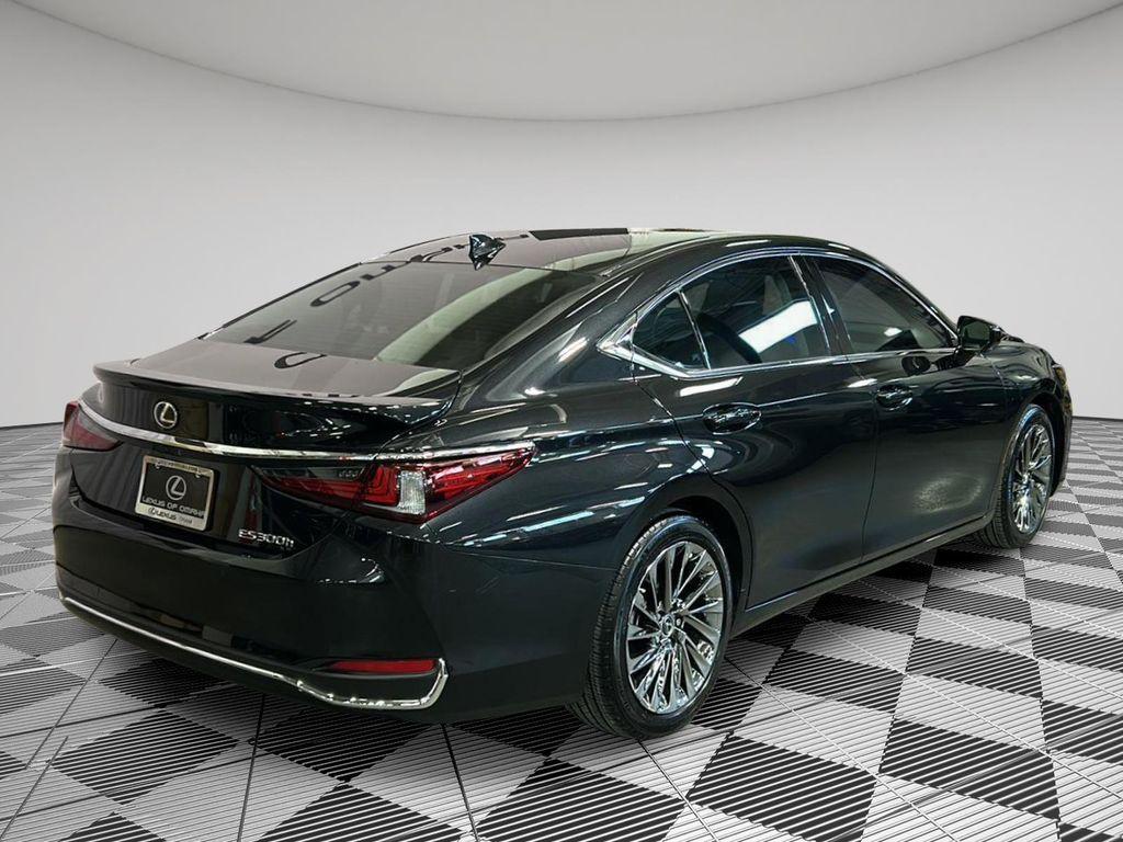 used 2025 Lexus ES 300h car, priced at $48,000