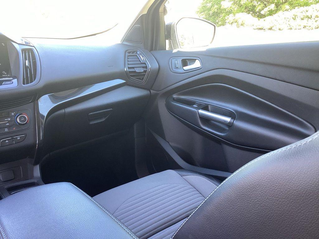used 2017 Ford Escape car, priced at $12,998