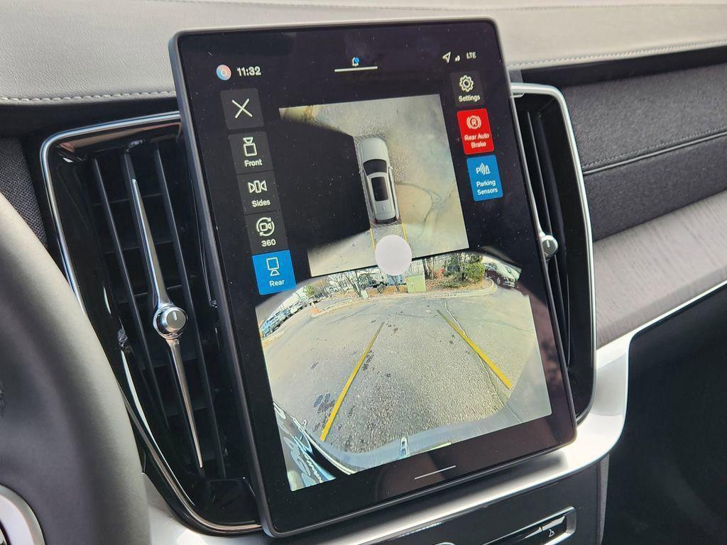 new 2026 Volvo XC90 car, priced at $84,024