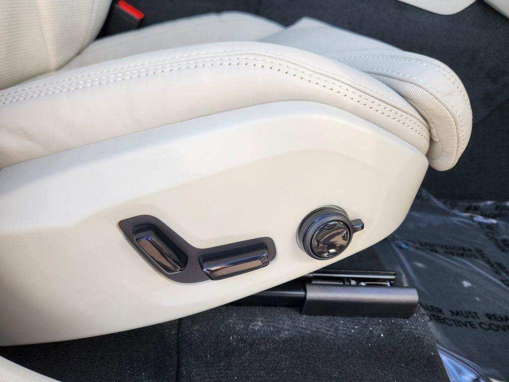 new 2026 Volvo XC60 car, priced at $70,559