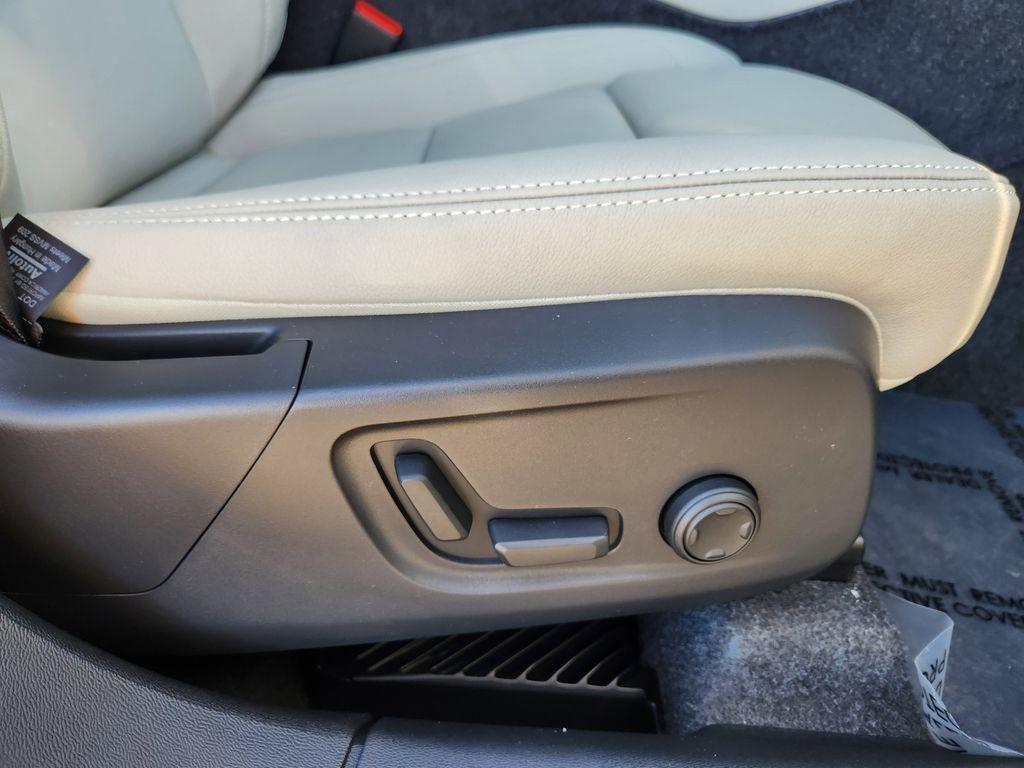 new 2026 Volvo XC40 car, priced at $54,324