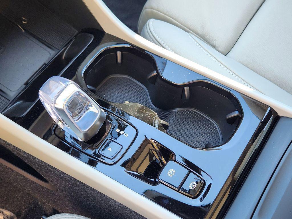 new 2026 Volvo XC40 car, priced at $54,324