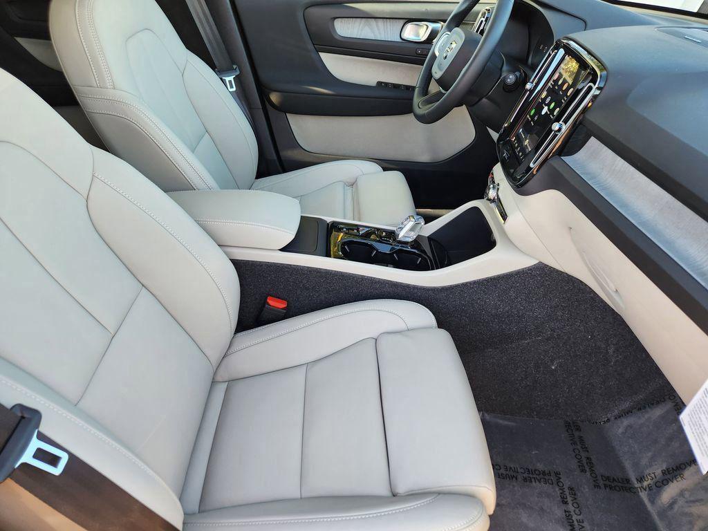 new 2026 Volvo XC40 car, priced at $54,324