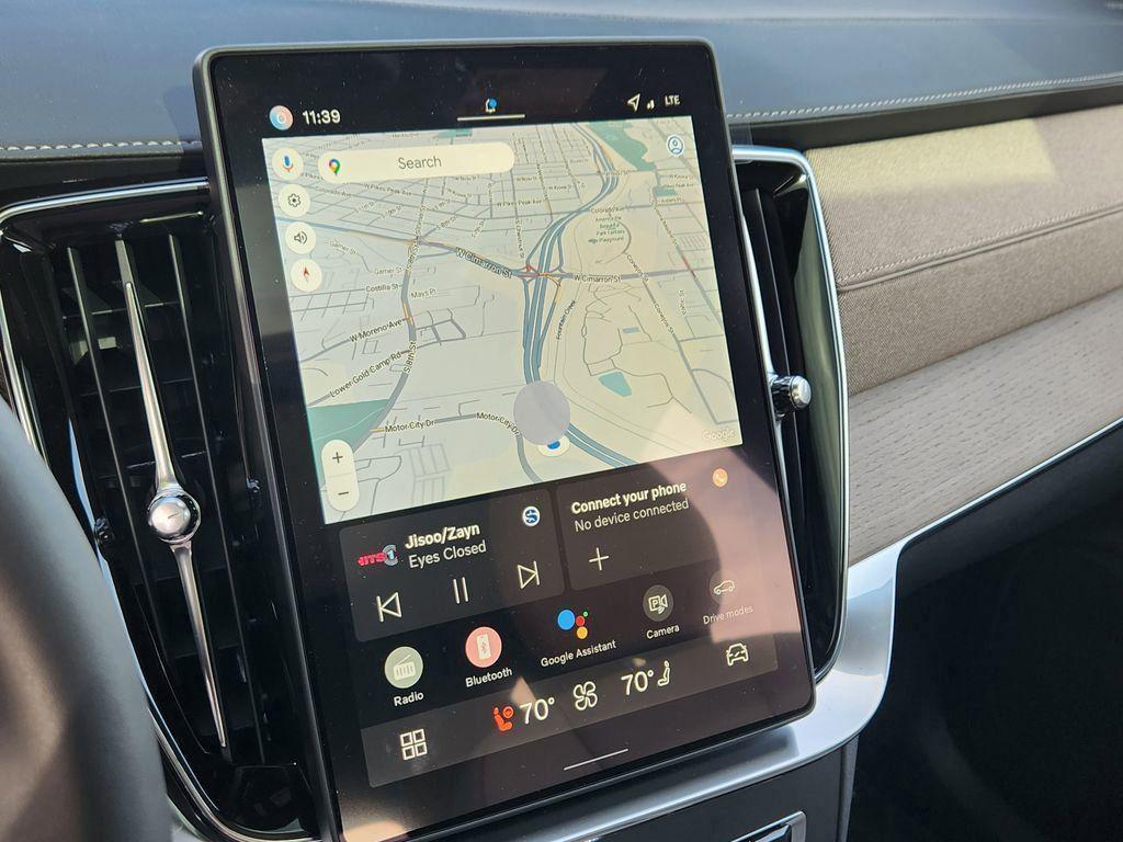 new 2026 Volvo XC90 car, priced at $84,524