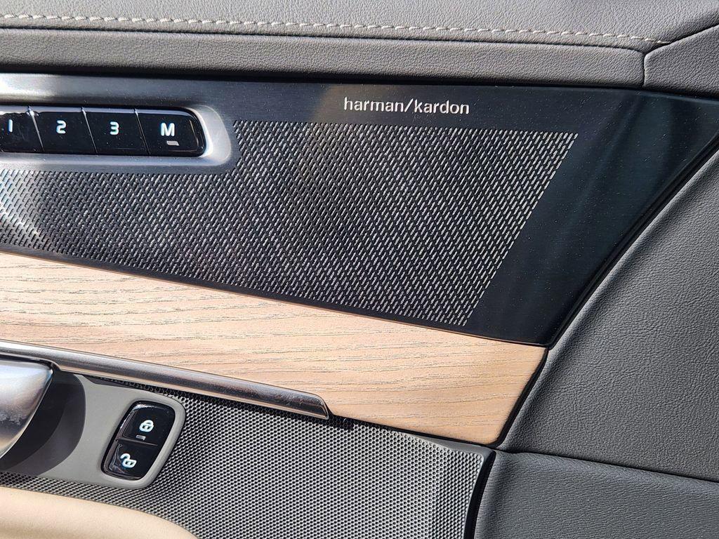 new 2026 Volvo XC90 car, priced at $72,624