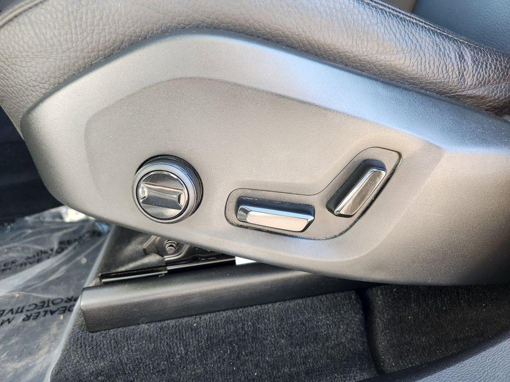 used 2023 Volvo XC60 Recharge Plug-In Hybrid car, priced at $31,798