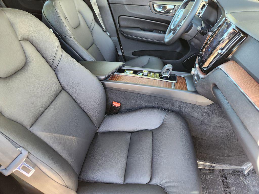 used 2023 Volvo XC60 Recharge Plug-In Hybrid car, priced at $31,798