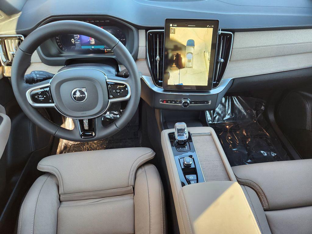 new 2026 Volvo XC90 Plug-In Hybrid car, priced at $86,544