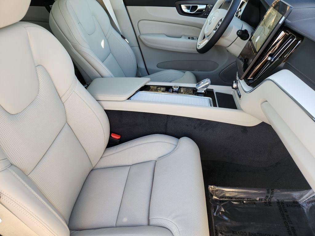 new 2026 Volvo XC60 car, priced at $64,734
