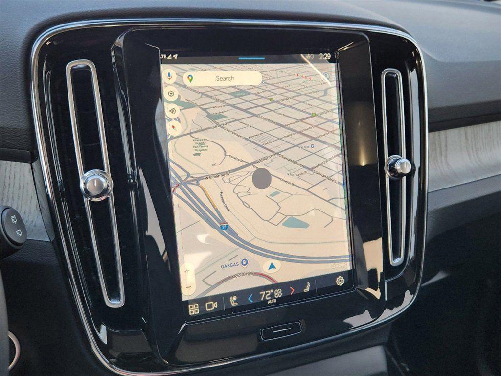 new 2025 Volvo XC40 car, priced at $36,814