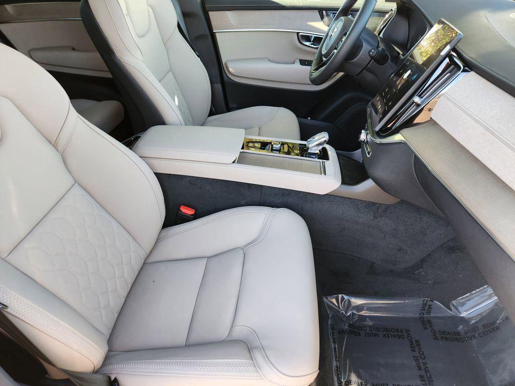 new 2026 Volvo XC90 car, priced at $75,179