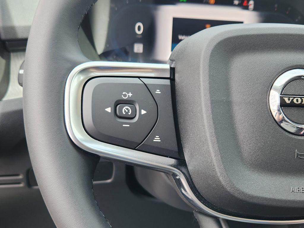 new 2025 Volvo XC40 car, priced at $36,834