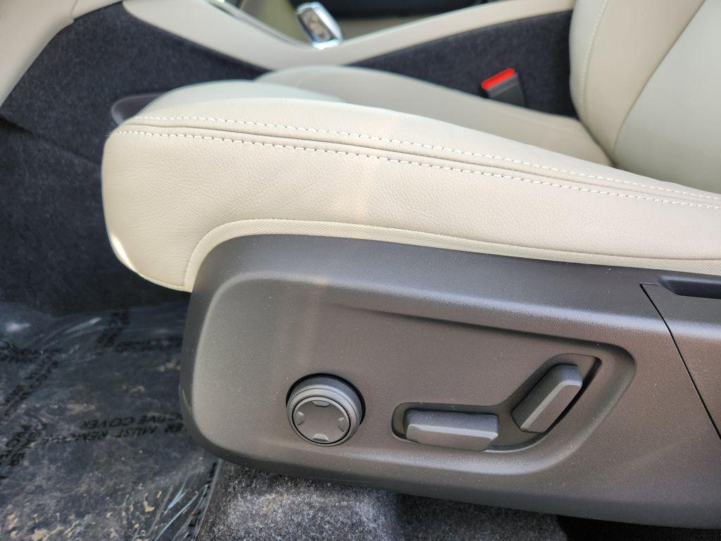 new 2026 Volvo XC40 car, priced at $51,059