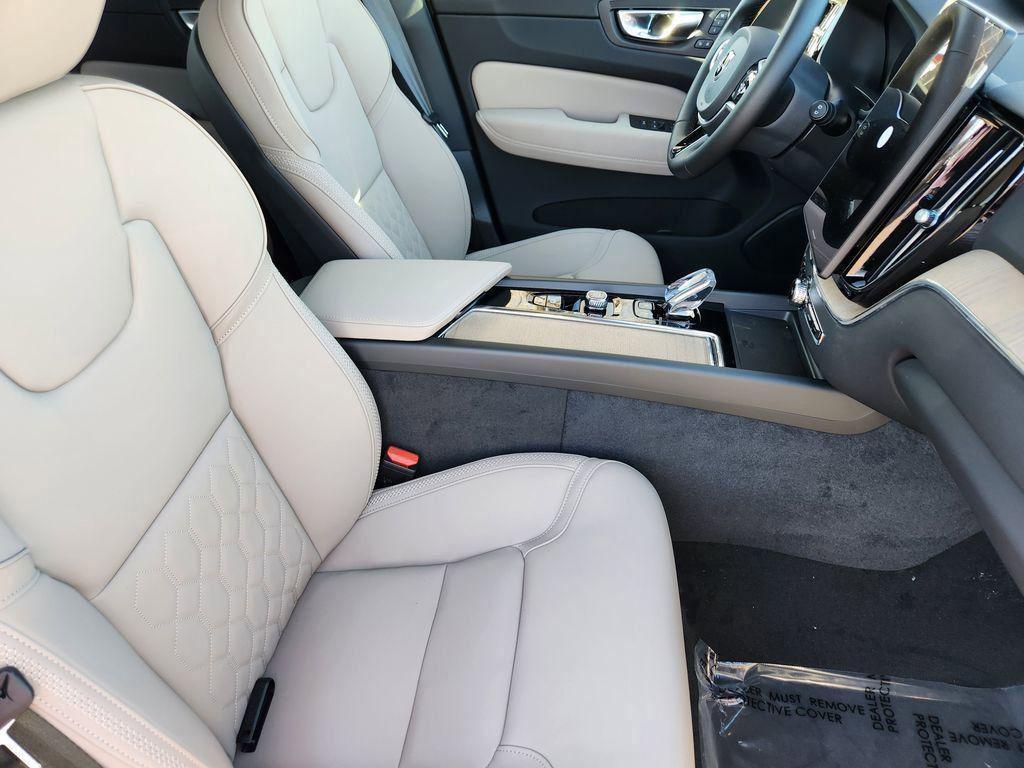 new 2026 Volvo XC60 car, priced at $58,784