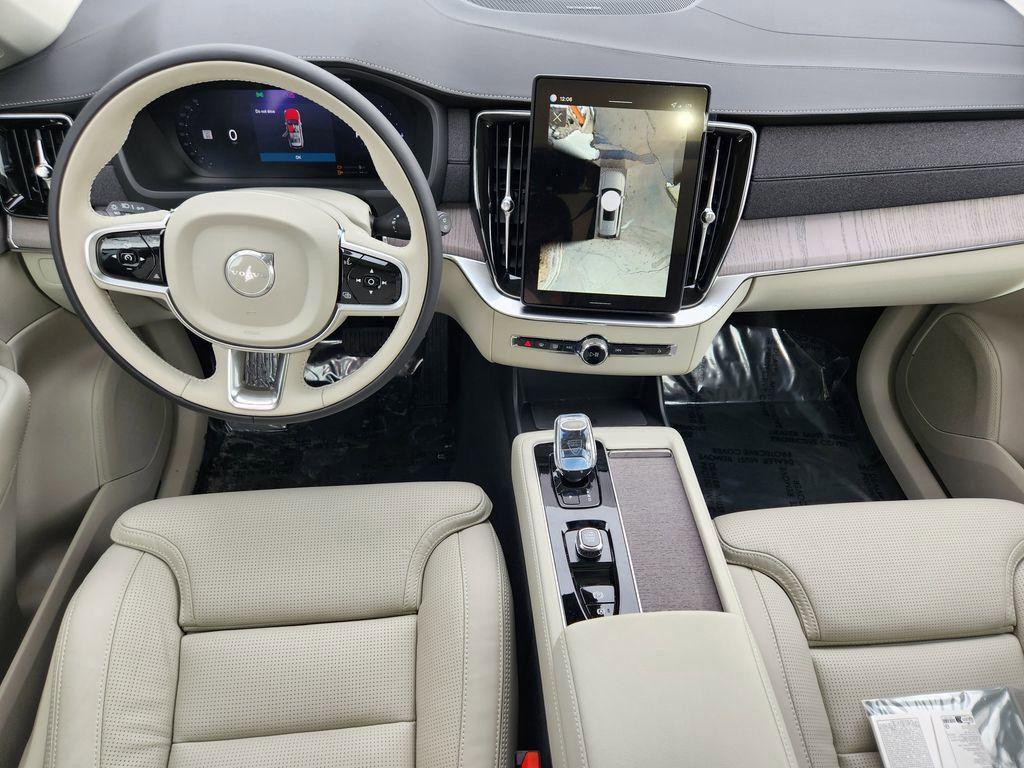 new 2026 Volvo XC90 Plug-In Hybrid car, priced at $86,544