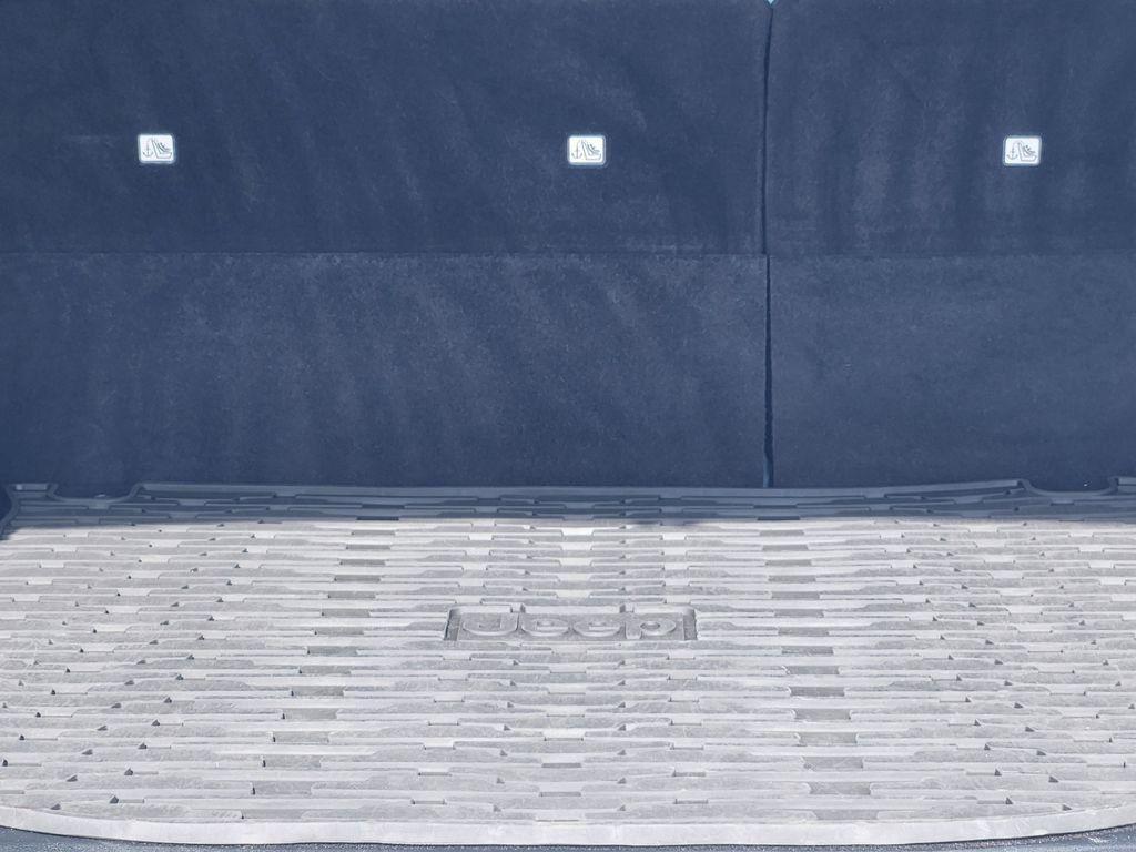 used 2019 Jeep Grand Cherokee car, priced at $23,298