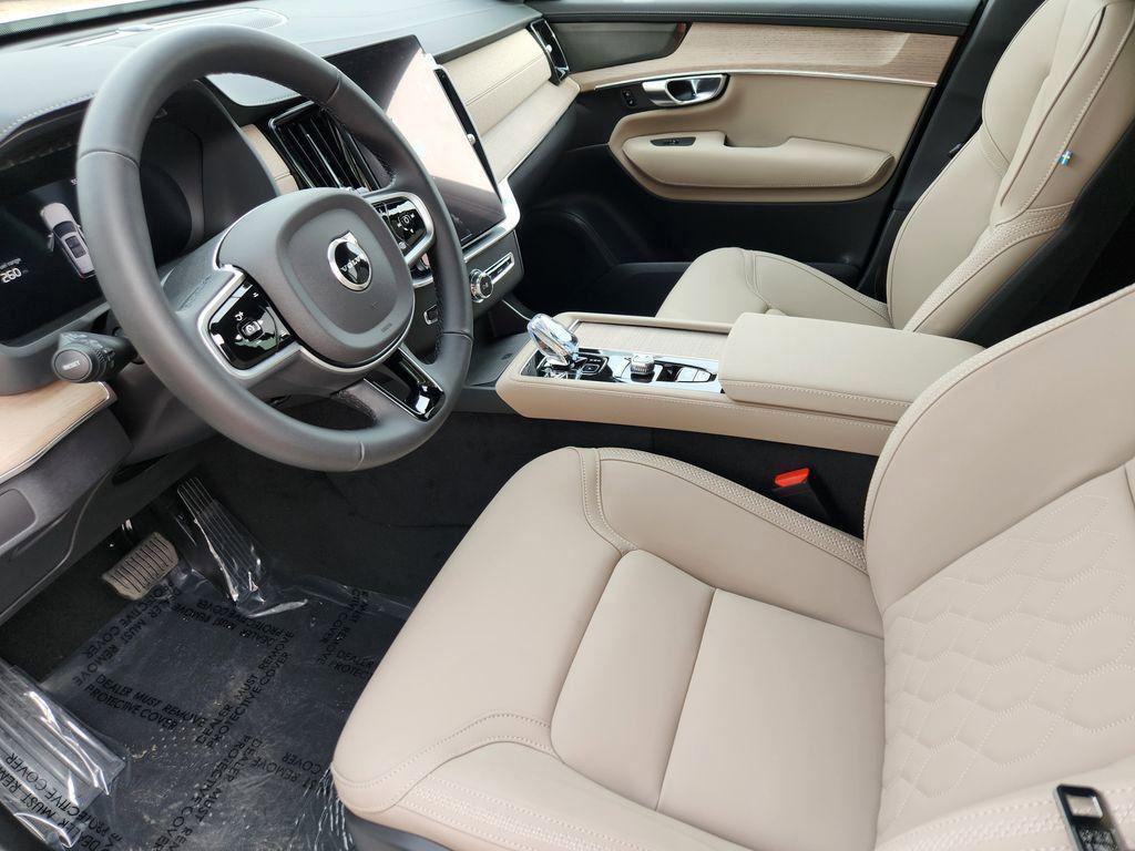 new 2026 Volvo XC90 car, priced at $72,624